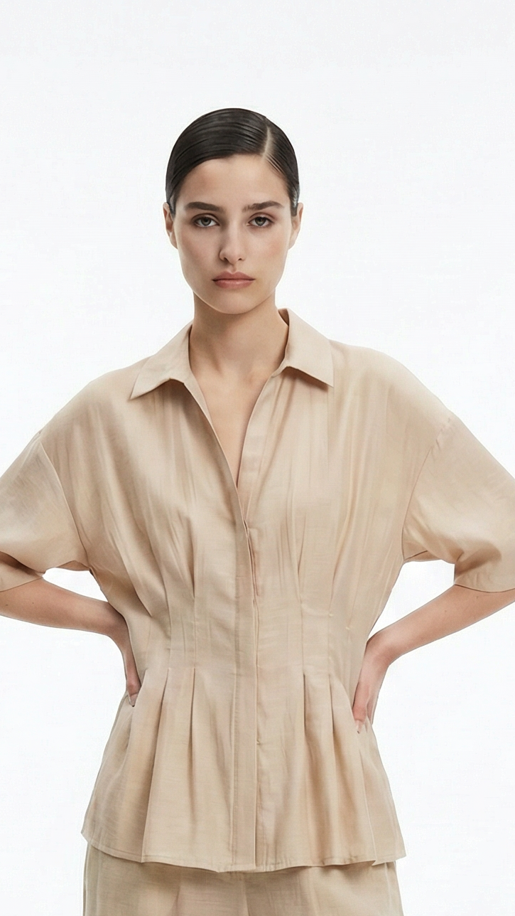 Blusa semitrasparente